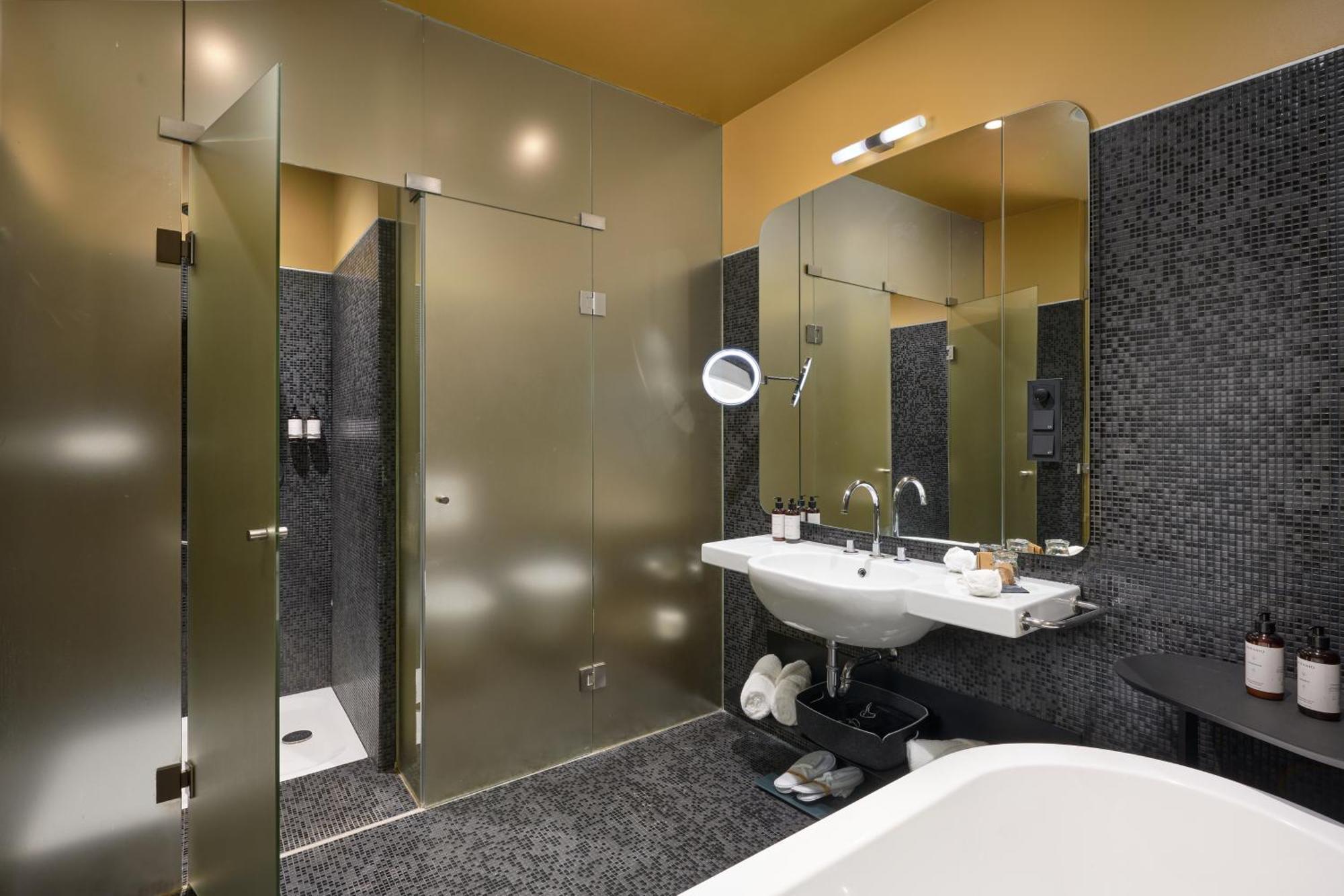Premium Twin Room