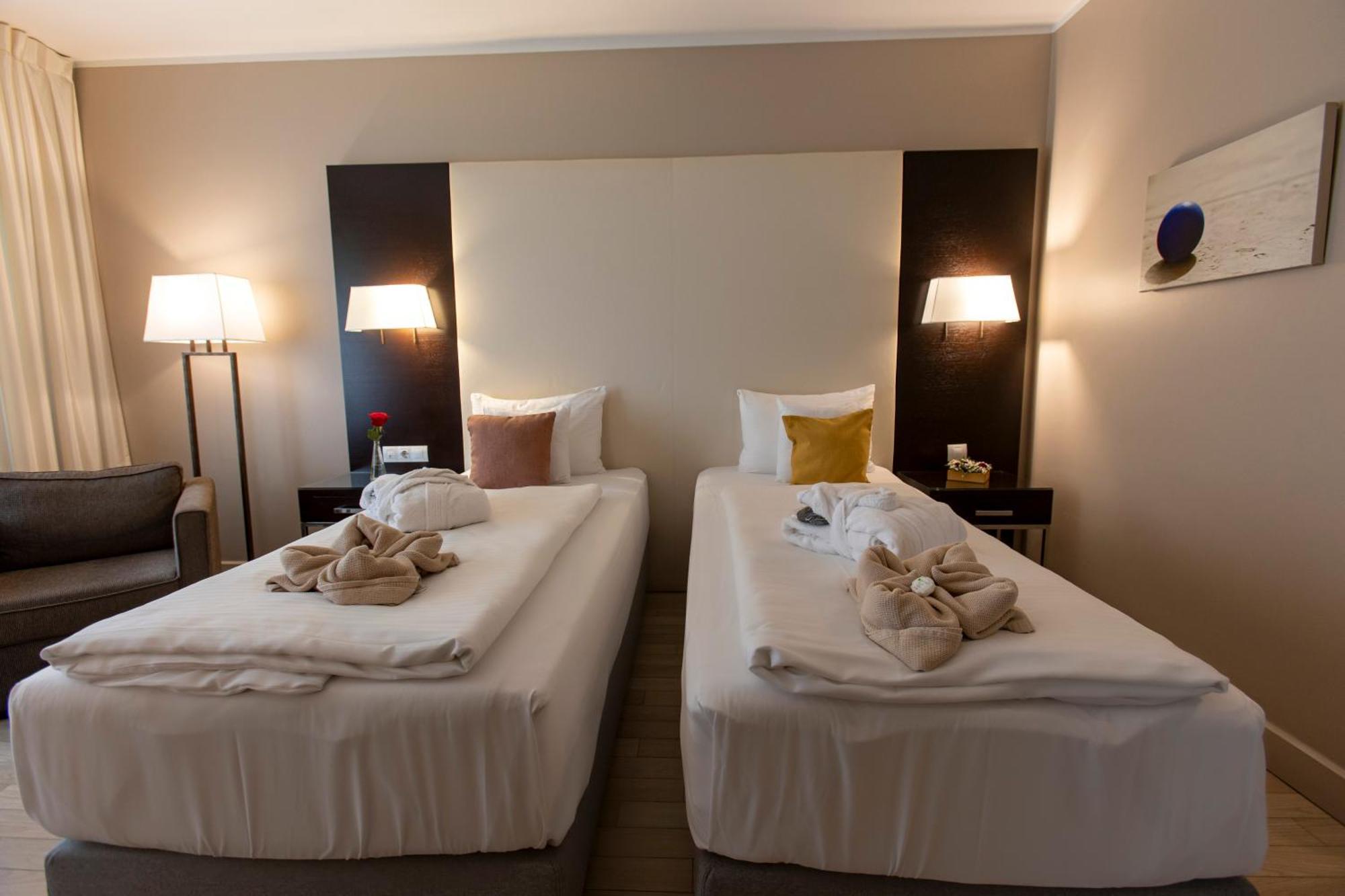 Executive Double or Twin Room Lounge Access,1672565189:JPEG