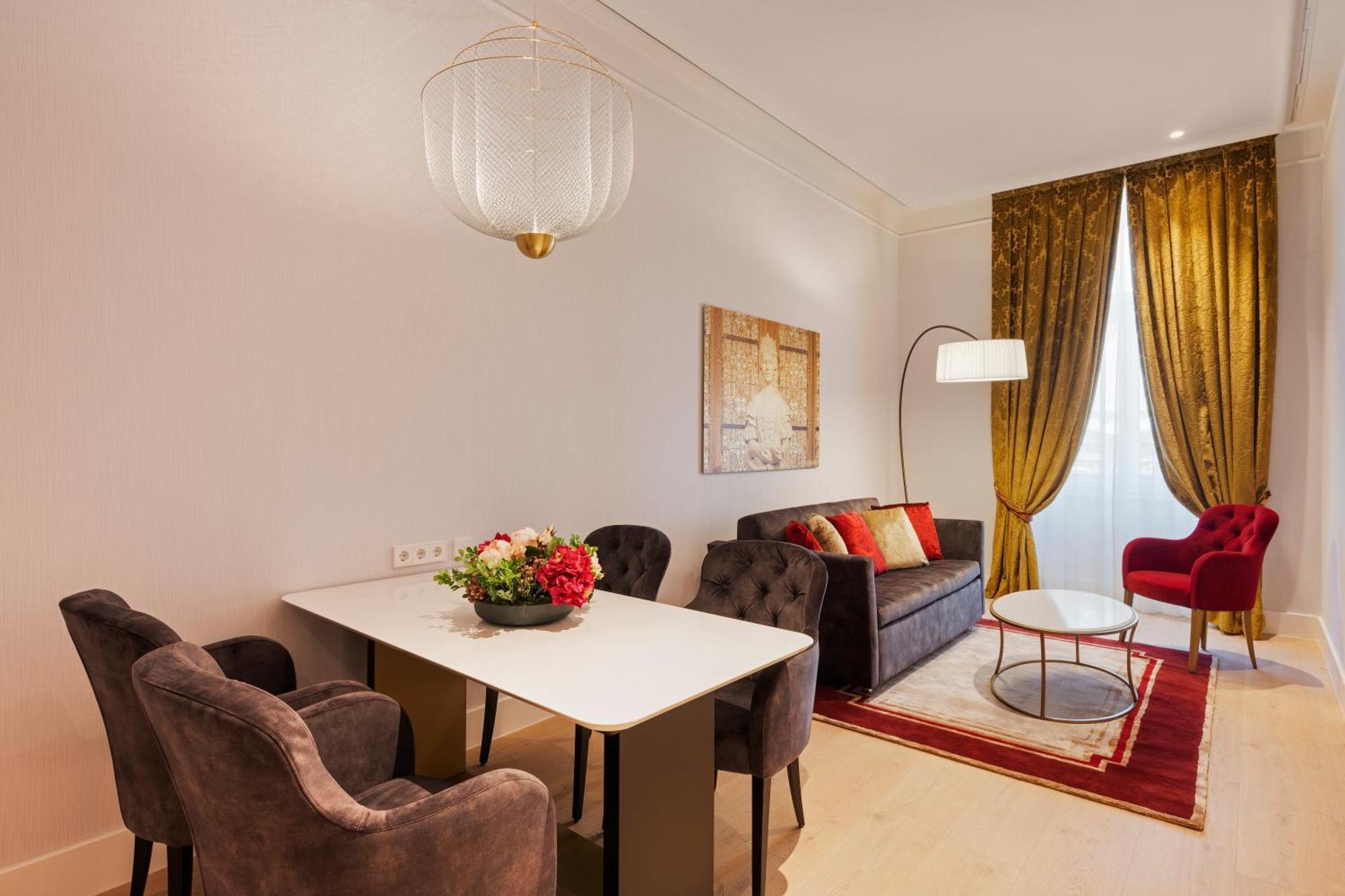 Queen Suite