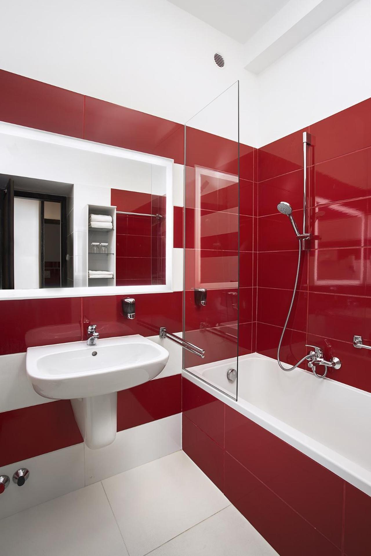 Deluxe Double or Twin Room with Garden View