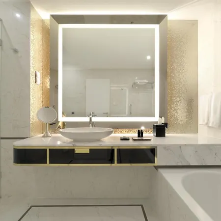 Parisi Udvar Hotel Budapest, Part Of Hyatt-3