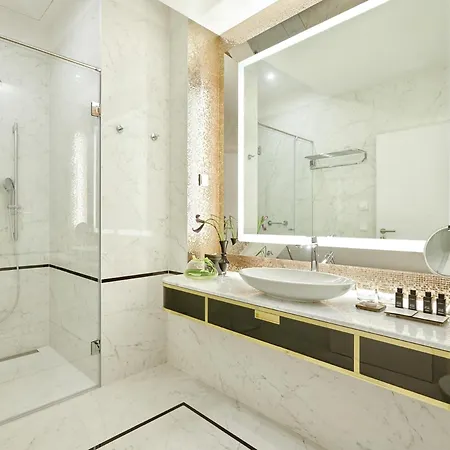 Parisi Udvar Hotel Budapest, Part Of Hyatt-2
