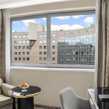 Kempinski Hotel Corvinus Budapest-3